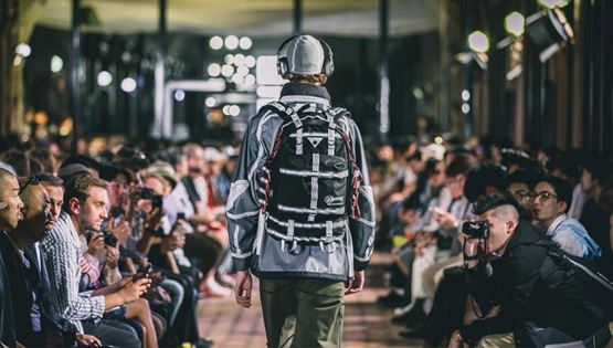 Το athleisure στυλ της "Eastpak x White Mountaineering" συναντά την Ιαπωνία
