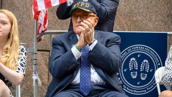 Η άνοδος και η πτώση του Rudy Giuliani