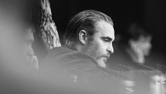 Η πρώτη εικόνα του Joaquin Phoenix στο σίκουελ του Joker