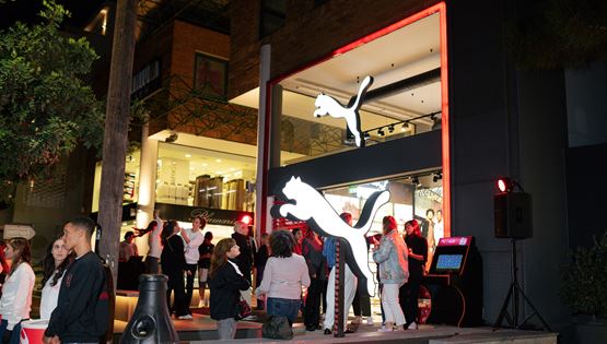 Puma x Coca Cola: H Puma γιόρτασε τη νέα της, exclusive συλλογή, με ένα super party από τα παλιά