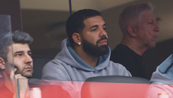 Μόνο ο Drake θα μπορούσε να χάσει 1 εκατ. ευρώ ποντάροντας στην Αργεντινή