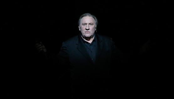 Ο Gérard Depardieu παραπέμπεται σε δίκη για τον βιασμό της Charlotte Arnould
