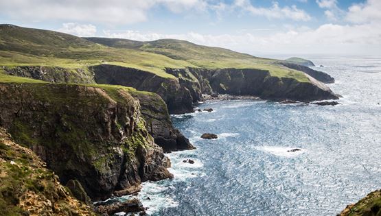 Ένα μαγικό νησί της Ιρλανδίας αναζητά νέους κατοίκους