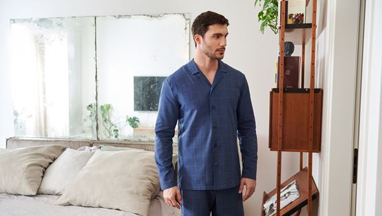 Loungewear, εσώρουχα και κάλτσες για μία στιλάτη Άνοιξη