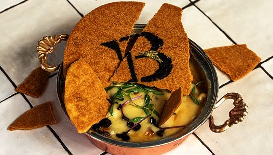 Η πιο viral πίτα της εστιατορικής Αθήνας