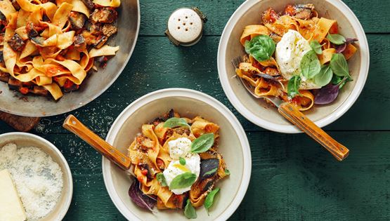 Pasta alla Norma, όπως θα την έτρωγες στη Σικελία