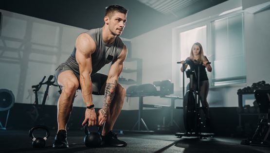 Τελικά, είναι καλύτερο να κάνεις γυμναστική με άδειο στομάχι ή όχι;