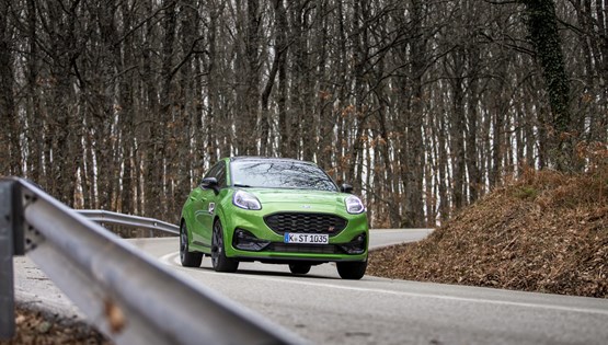 Πώς είναι να οδηγείς το Ford Puma ST