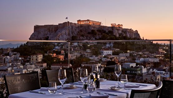 Δημιουργική κουζίνα και φανταστική θέα στο Metropolis Roof Garden