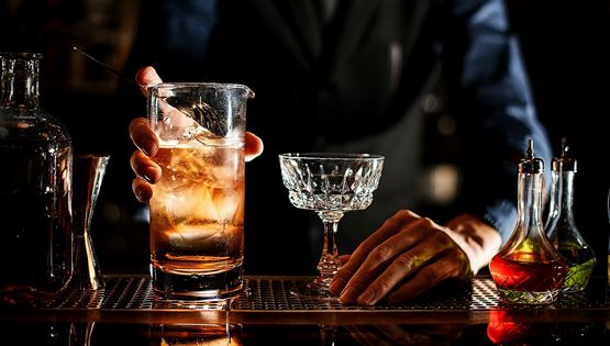 Το σκωτσέζικο ουίσκι σε 5 κλασικά cocktails