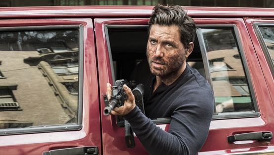 8 σειρές του Netflix για τις οποίες θα μιλούν όλοι τους επόμενους μήνες