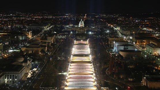 Ένα πεδίο λαβάρων για τον Joe Biden