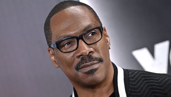 Όταν ο Robin Williams και ο James Belushi πρόσφεραν κοκαΐνη στον Eddie Murphy