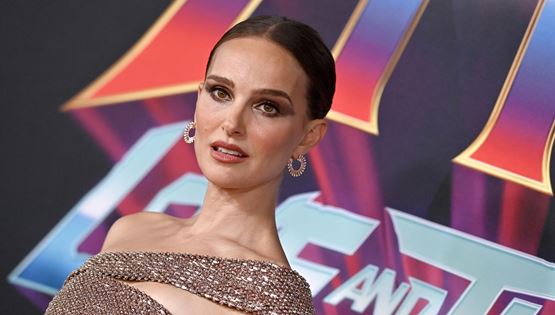Πώς η Natalie Portman έγινε 'διπλή' ως Mighty Thor