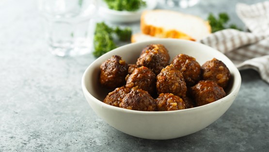 Κάποιες επικές συνταγές για τη σημερινή Meatball Day