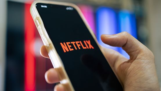 Κι αν το Netflix αρχίσει να μας χρεώνει με την ώρα;