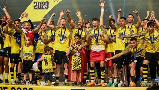 H χρονιά που η ΑΕΚ τα πήρε όλα και έφυγε