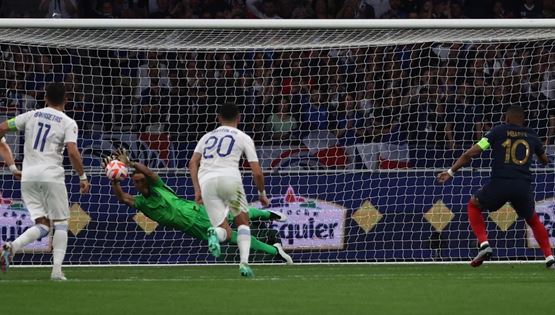 Η Εθνική Ελλάδος, η ήττα στο Παρίσι και τα καλύτερα που έρχονται