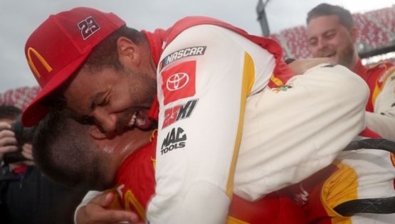 Είδαμε πρώτοι το Race, το νέο racing ντοκιμαντέρ του Netflix