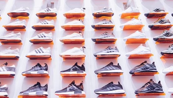 Τα 10 καλύτερα sneakers της adidas για το φετινό καλοκαίρι