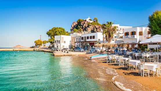 4 φανταστικά ελληνικά νησιά γι' αυτό το καλοκαίρι