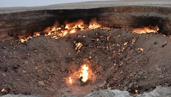 Τσεκάροντας την &#39;Πύλη της Κολάσεως&#39; στο Τουρκμενιστάν