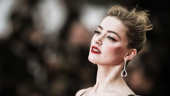 Η μυθική πρόταση που δέχθηκε η Amber Heard για συμμετοχή σε πορνό