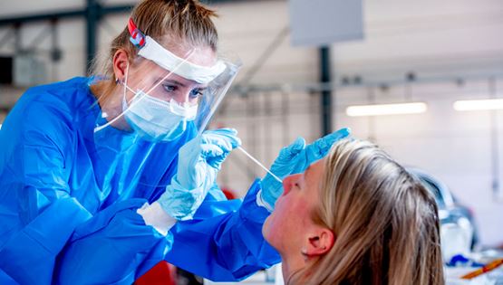 Ο κορονοϊός πιθανόν θα γίνει τόσο &quot;ενδημικός&quot; όσο η γρίπη