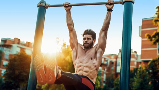 Η προπόνηση-πυραμίδα για τεράστια και δυνατά χέρια