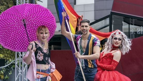 H ιστορία της σημαίας του Pride