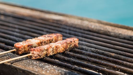 Το τέλειο χοιρινό σουβλάκι, βήμα-βήμα
