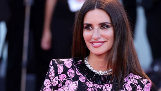 Mónica Cruz, η αδερφή της Penélope Cruz είναι όπως τη φαντάζεσαι