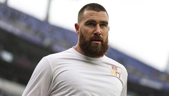 Τι δουλειά έχει ο Travis Kelce στο Grotesquerie του Ryan Murphy;