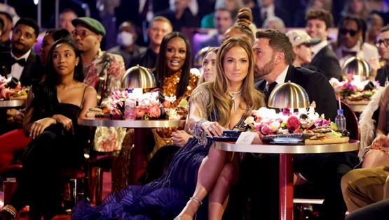 O Ben Affleck εξηγεί γιατί έγινε meme στα Oscars