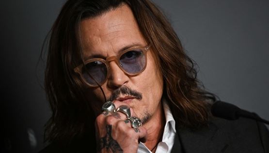 Ο Johnny Depp ‘το έχει&#39; με τη ζωγραφική