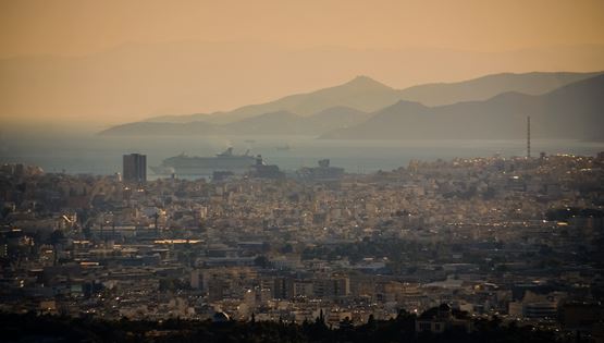Η Αθήνα της αφρικανικής σκόνης κάνει κακό στο δέρμα μας, λέει πρόσφατη έρευνα