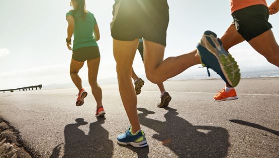 Ιαπωνικό περπάτημα: Τι είναι και γιατί καίει λίπος τόσο γρήγορα