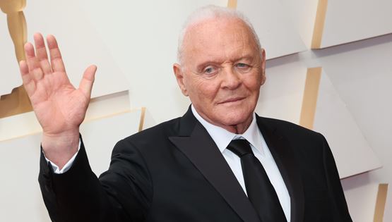 Anthony Hopkins, ο καλύτερος Άγιος Βασίλης εκεί έξω
