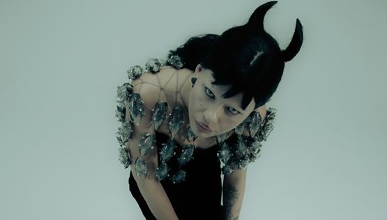 H Kovacs έρχεται τον Δεκέμβριο στην Ελλάδα