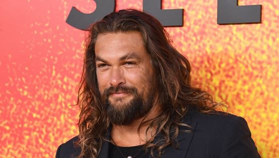 O Jason Momoa πέρα από τον Aquaman