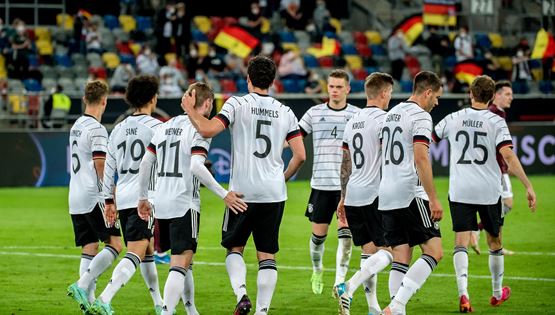 Οι καλύτεροι ποδοσφαιριστές από κάθε ομάδα του EURO