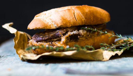 Bifana: Ο βασιλιάς του πορτογαλικού street food