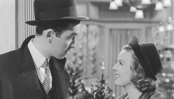 Ο οδηγός του Esquire για να της αγοράσεις το ιδανικό άρωμα