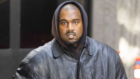 O Kanye West κατηγορείται για σεξουαλική παρενόχληση από πρώην υπάλληλό του
