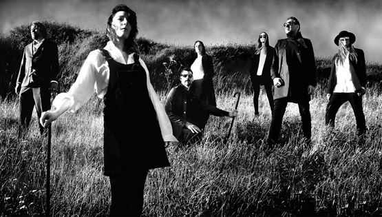 Όλες οι φορές που (ξανα)ερωτευθήκαμε τους Archive σε live τους