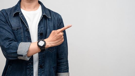 Τι σημαίνει να φοράς το ρολόι στο δεξί χέρι