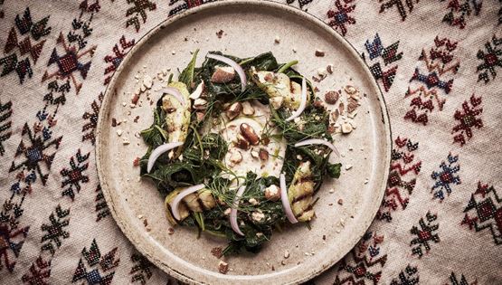 Η επιστροφή στη γεύση: μια κουζίνα με ψυχή και υπογραφή