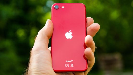 Όλες οι πληροφορίες για το νέο, φθηνότερο iPhone