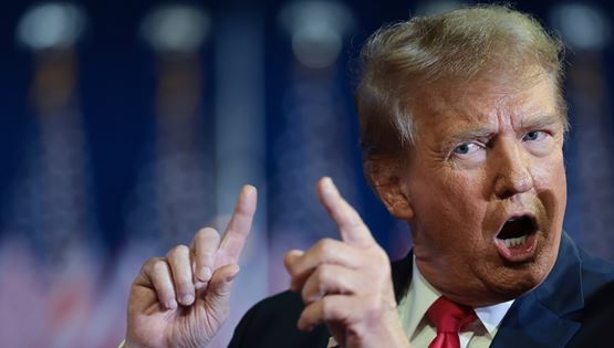 Πώς ο Donald Trump έγινε ο εφιάλτης των κορυφαίων Αμερικανών CEOs