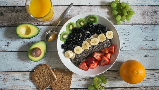 Αυτό είναι το φρούτο που σε βοηθάει να κοιμηθείς καλύτερα